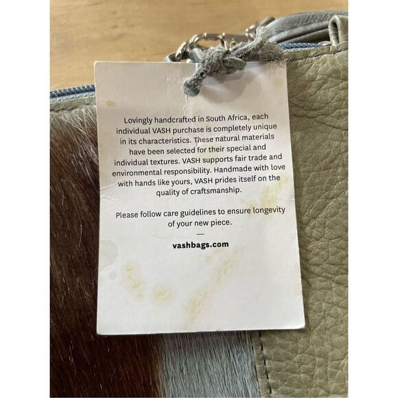 VASH Cowhide Leather Convertible
Crossbody Clutch New with Tags Gift Idea - Picture 2 of 9